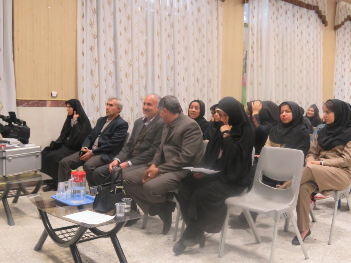 اولین روز اکران فیلم  های علمی،آموزشی و تربیتی رشد در پردیس بنت الهدی صدر 3