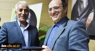 در اختتامیه نشست مدیران استانی در بوشهر انجام شد:

تقدیر از دکتر معروفی در مراسم معرفی مدیران برتر استانی