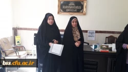 اهداء لوح تقدیربه  برگزیدگان مسابقات    ورزشی و هنری ویژه دهه فجر 7