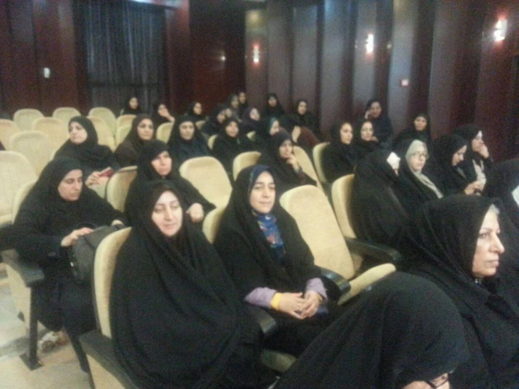 شرکت در نشست تخصصی نقش مادری ستاد امر به معروف و نهی از منکر در مورخ 5