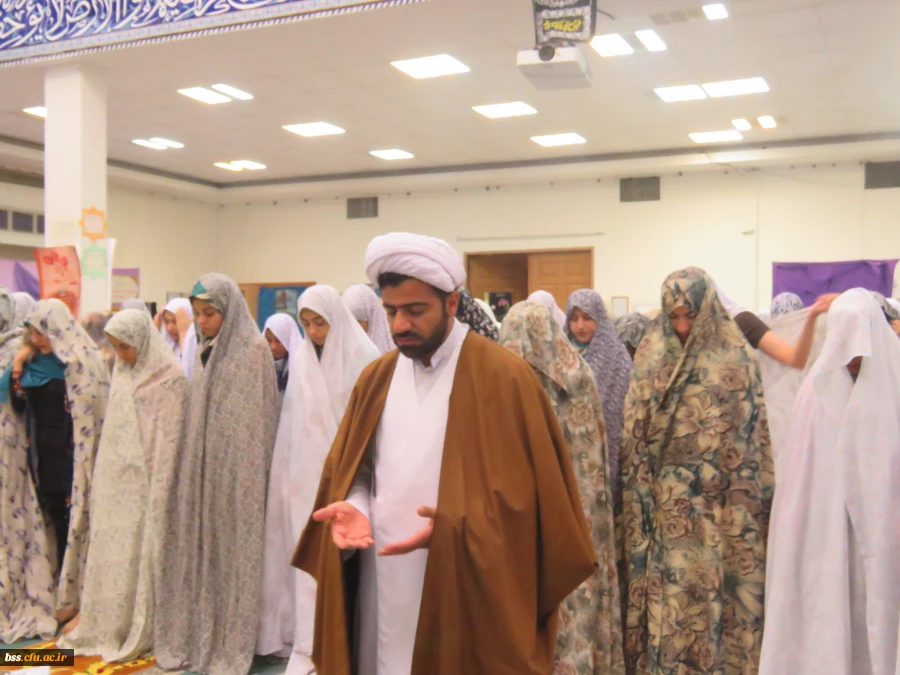 شرکت دانشجو معلمان پردیس در مراسم معنوی اعتکاف دانشجویی 5