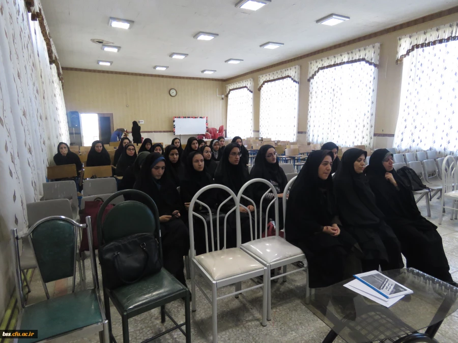 به همت کانون قرآن و عترت برگزار شد:
نشست توجیهی بیست و هفتمین جشنواره قرآن و عترت 3