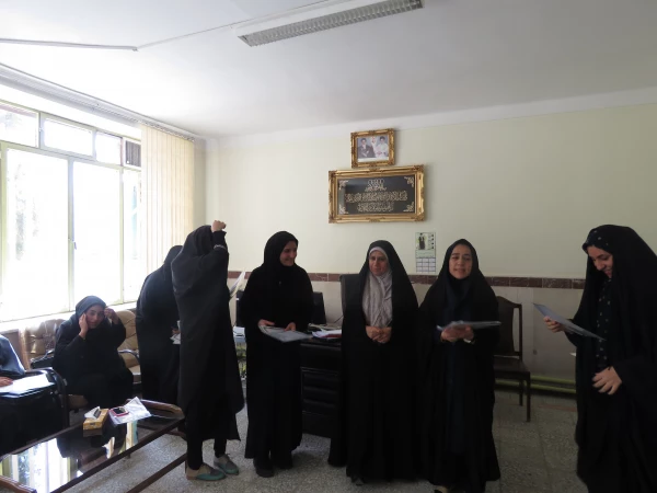 تقدیر از دانشجومعلمان برنده در مسابقات دهه فجر و روز پدر 9