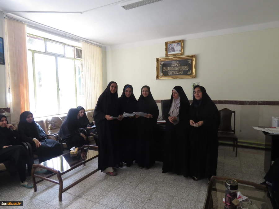 تقدیر از دانشجومعلمان برنده در مسابقات دهه فجر و روز پدر 6