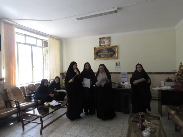 تقدیر از دانشجومعلمان برنده در مسابقات دهه فجر و روز پدر 10