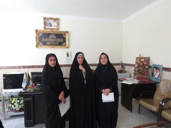 تقدیر از دانشجومعلمان برنده در مسابقات دهه فجر و روز پدر 13