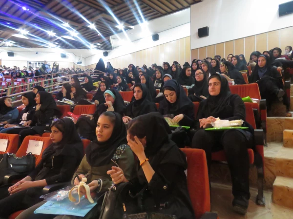 شرکت دانشجومعلمان در دومین کنگر ه شهدای دانشجوی استان کردستان 5