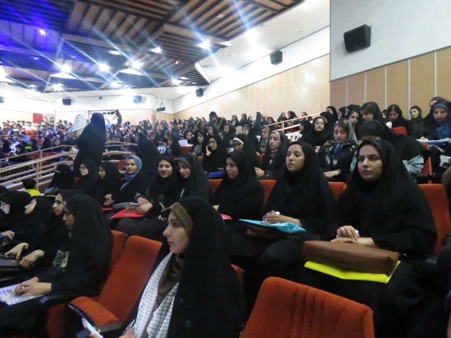 شرکت دانشجومعلمان در دومین کنگر ه شهدای دانشجوی استان کردستان 10