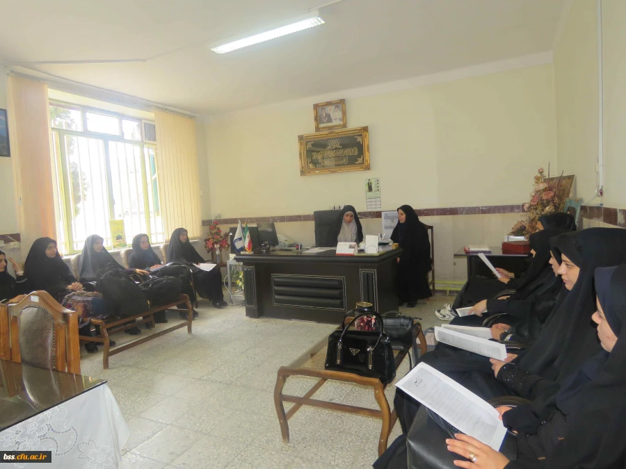 جلسه توجیهی واعزام  دانشجومعلمان جهت شرکت در مراسم دانش آموختگی دانشجومعلمان دانشگاه فرهنگیان  درحضور رهبر معظم انقلاب اسلامی به روایت تصویر 12