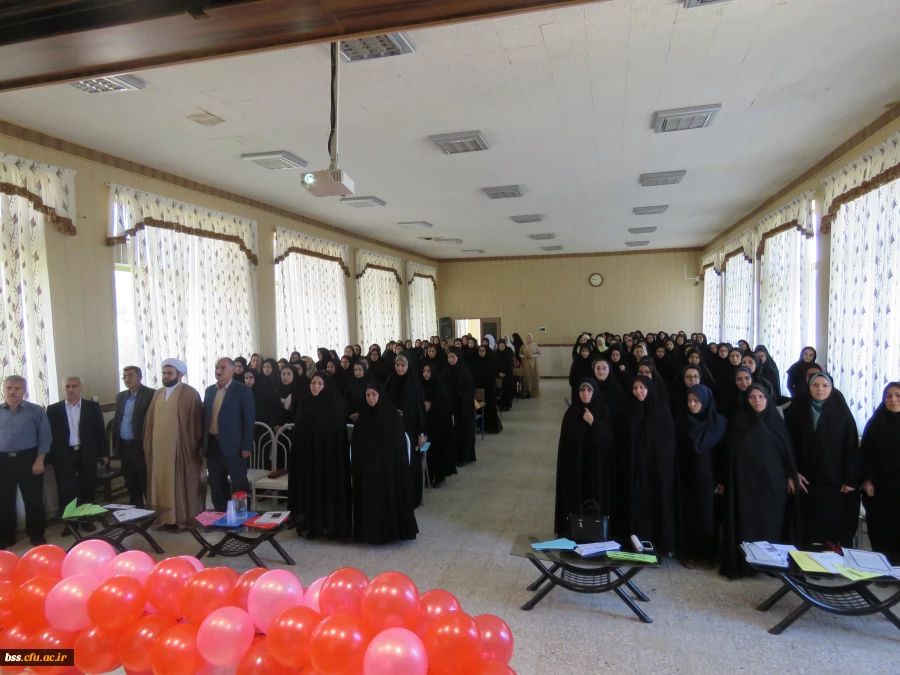 برگزاری مراسم تجلیل  هفته آموزش و گرامی داشت مقام شامخ معلم 3