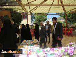 بازدید دکتر معروفی  و هیآت همراه ایشان درا معیت دکتر ظهیری از نمایشگاه جواهرانه به روایت تصویر 8