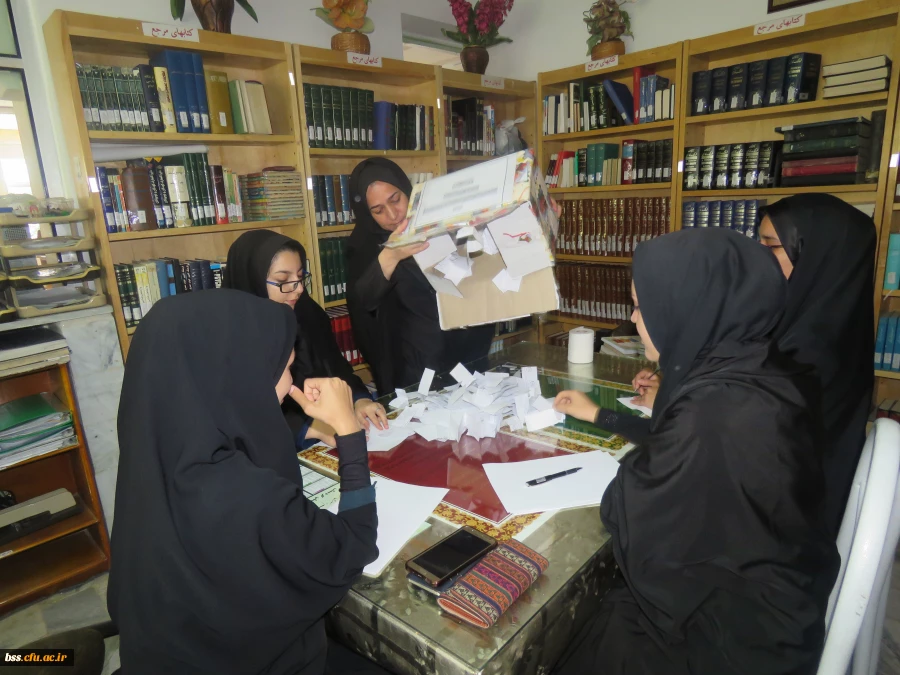 شمارش آرای انتخابات دبیر و اعضای شورای مرکزی کانونها و انجمن های دانشجویی  و مشخص شدن اعضا 4