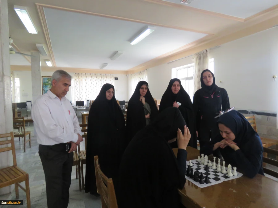 در پردیس بنت الهدئ کردستان برگزار شد:
مسابقه شطرنج انفرادی 7