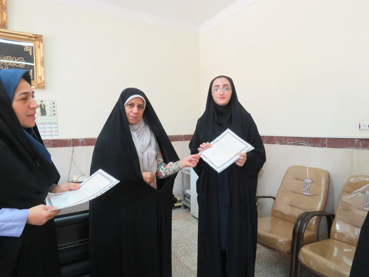 تقدیر ازعوامل اجرایی مراسم یادواره ی شهدا و  رتبه های اول تا سوم جشنواره ی 27 مسابقات فرهنگی پردیس : 11