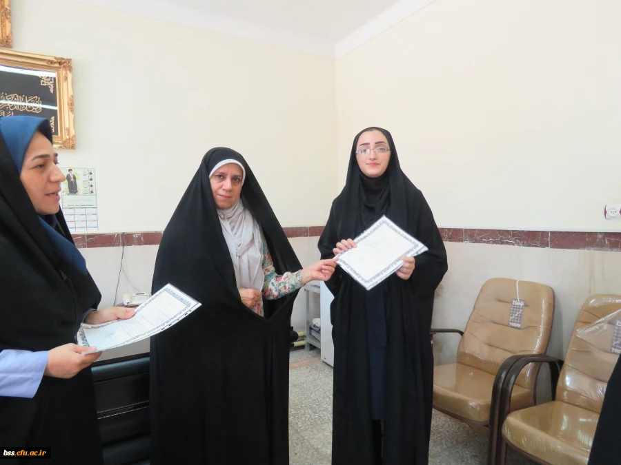 تقدیر ازعوامل اجرایی مراسم یادواره ی شهدا و  رتبه های اول تا سوم جشنواره ی 27 مسابقات فرهنگی پردیس : 11