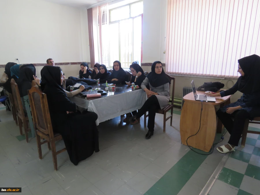 بازدید سرپرست پردیس بنت الهد ی صدر کردستان از جلسات دفاع پروژه کارنمای معلمی 3