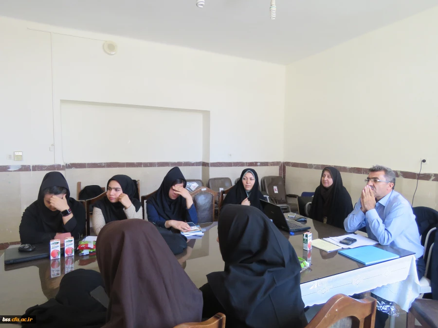 بازدید سرپرست پردیس بنت الهد ی صدر کردستان از جلسات دفاع پروژه کارنمای معلمی 14