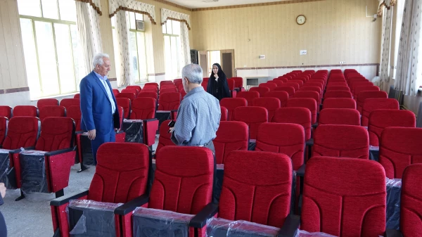 با حضور دکتر معروفی انجام شد:

راه اندازی و تجهیز سالن اجتماعات 130 نفری پردیس بنت الهدی صدر سنندج 4