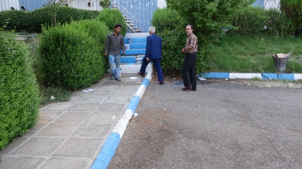 در راستای اقدامات عمرانی تابستان 96 انجام شد:

زیبا سازی و رنگ آمیزی فضای محیطی پردیس شهید مدرس و بنت الهدی صدر 6