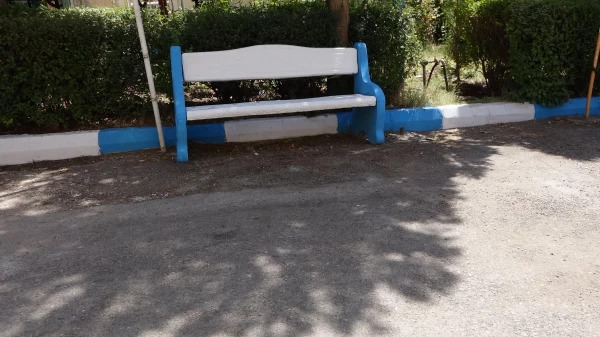 در راستای اقدامات عمرانی تابستان 96 انجام شد:

زیبا سازی و رنگ آمیزی فضای محیطی پردیس شهید مدرس و بنت الهدی صدر 7