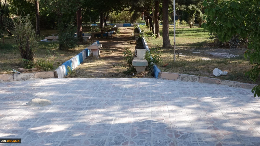 در بازدید دکتر معروفی انجام شد:

انجام مراحل موزاییک فرش محوطه فضای سبز پردیس بنت الهدی صدر سنندج 3