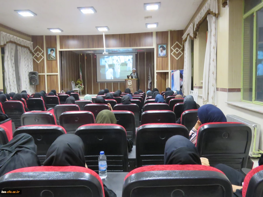 جلسه سخنرانی آموزش مفاهیم دینی با رویکرد کار در مدارس 4