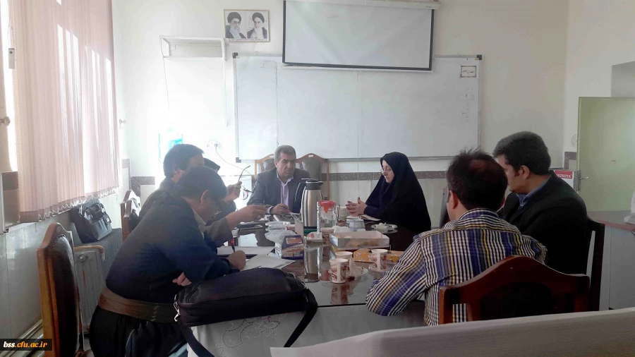 برپگزاری د.ومبن  جلسه گروههای آموزشی 2