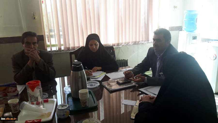 برپگزاری د.ومبن  جلسه گروههای آموزشی 3