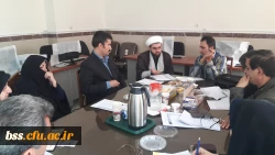 برپگزاری د.ومبن  جلسه گروههای آموزشی 5