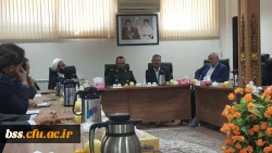 در دیدار روسای دانشگاه های استان کردستان با فرمانده سپاه بیت المقدس کردستان مطرح شد:

ما دانشگاهیان همه پاسدار هستیم 2