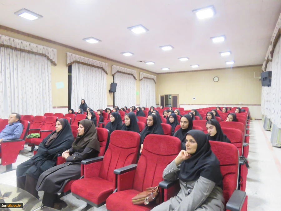 به مناسبت هفته بهداشت سلامت روان برگزار شد
نشست علمی بامحوریت نگاه دانشجویان به بهداشت روان 5