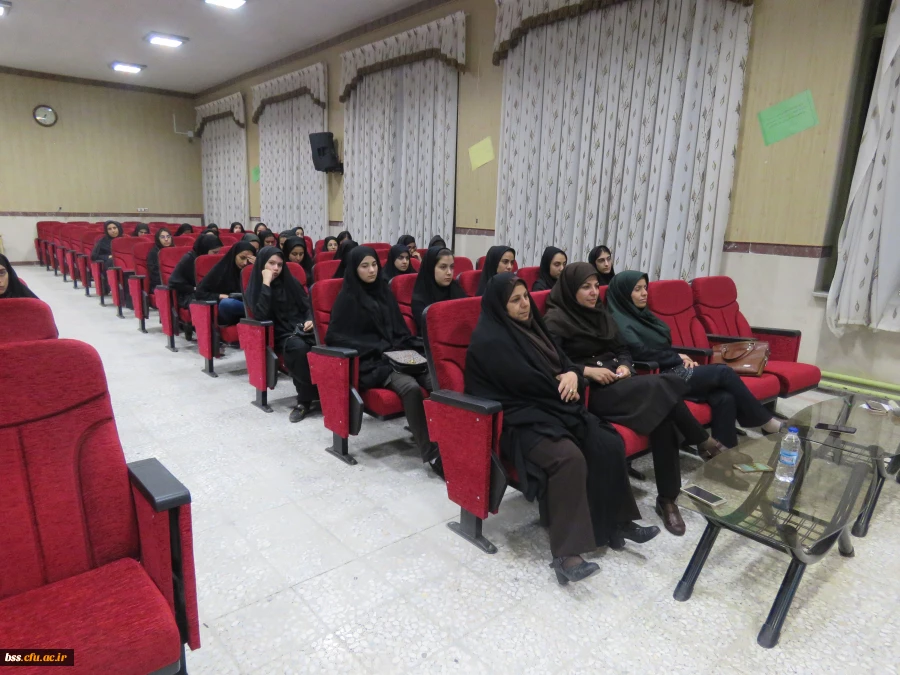 به مناسبت هفته بهداشت سلامت روان برگزار شد
نشست علمی بامحوریت نگاه دانشجویان به بهداشت روان 2