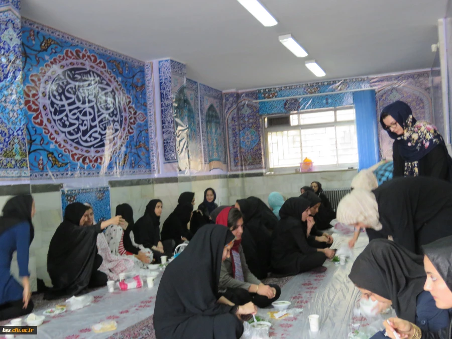 هیأت فاطمیه برگزار کرد
سفره نذری به مناسبت اربعین حسینی 7