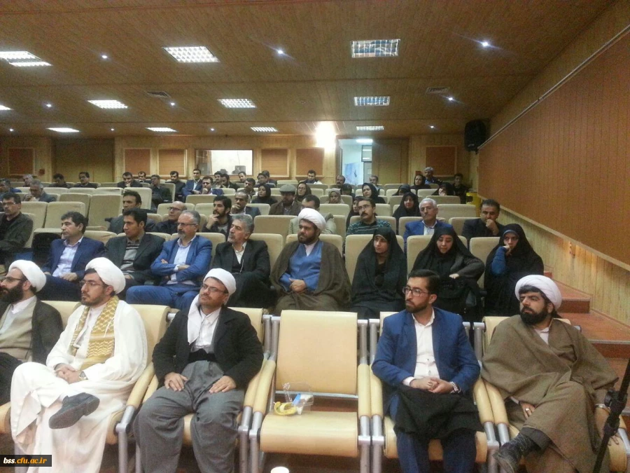 شرکت مسوولان واساتید دانشگاه فرهنگیان در نشست هم اندیشی اساتید دانشگاه کردستان به مناسبت هفته وحدت باسخنرانی حاج آقا شاهرودی  وماموستا قادری