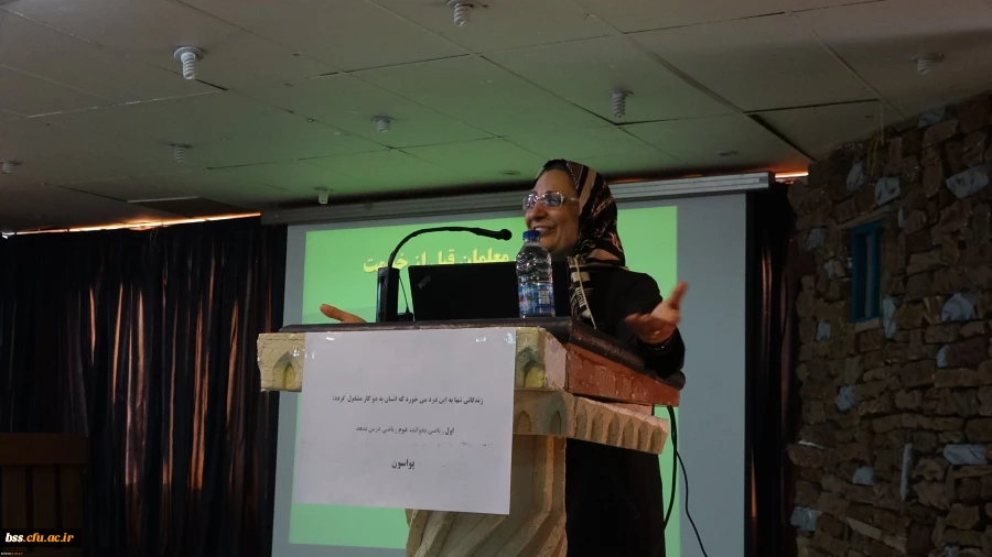 با سخنرانی پرفسور زهرا گویا:

دانشگاه فرهنگیان کردستان میزبان برجسته ترین چهره آموزش ریاضی ایران 2