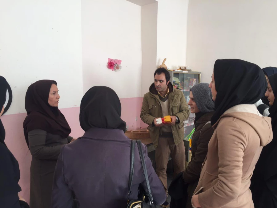 به مناسبت هفته پژوهش برگزار شد:
بازدید اعضای کانون سلامت و طب سنتی از مرکز  آموزش و توانبخشی مشکلات ویژگی یادگیری  شهید کریمیان 4