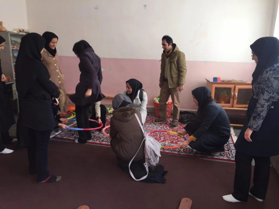 به مناسبت هفته پژوهش برگزار شد:
بازدید اعضای کانون سلامت و طب سنتی از مرکز  آموزش و توانبخشی مشکلات ویژگی یادگیری  شهید کریمیان 7