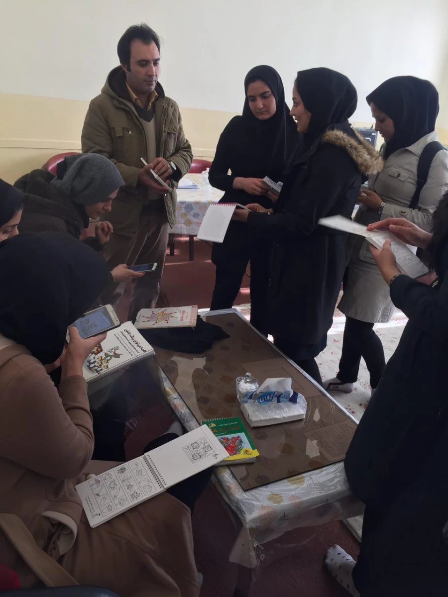 به مناسبت هفته پژوهش برگزار شد:
بازدید اعضای کانون سلامت و طب سنتی از مرکز  آموزش و توانبخشی مشکلات ویژگی یادگیری  شهید کریمیان 9