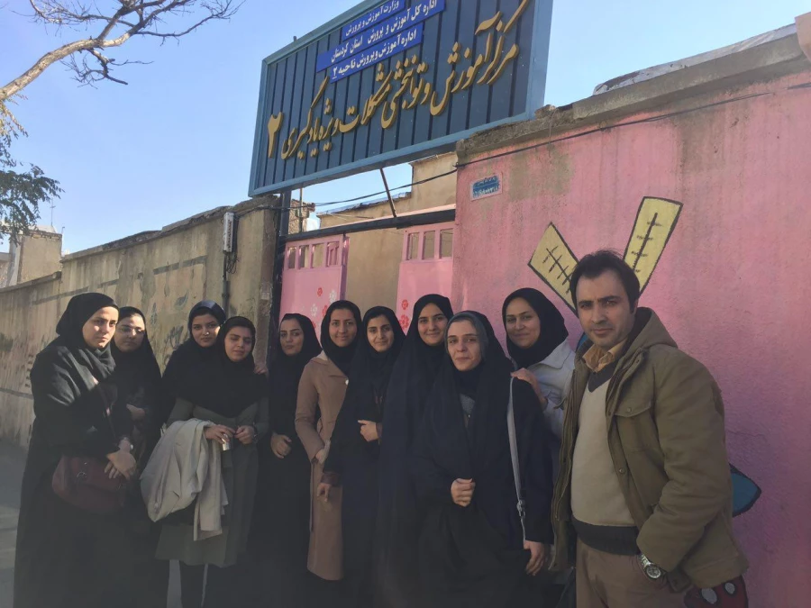 به مناسبت هفته پژوهش برگزار شد:
بازدید اعضای کانون سلامت و طب سنتی از مرکز  آموزش و توانبخشی مشکلات ویژگی یادگیری  شهید کریمیان 13