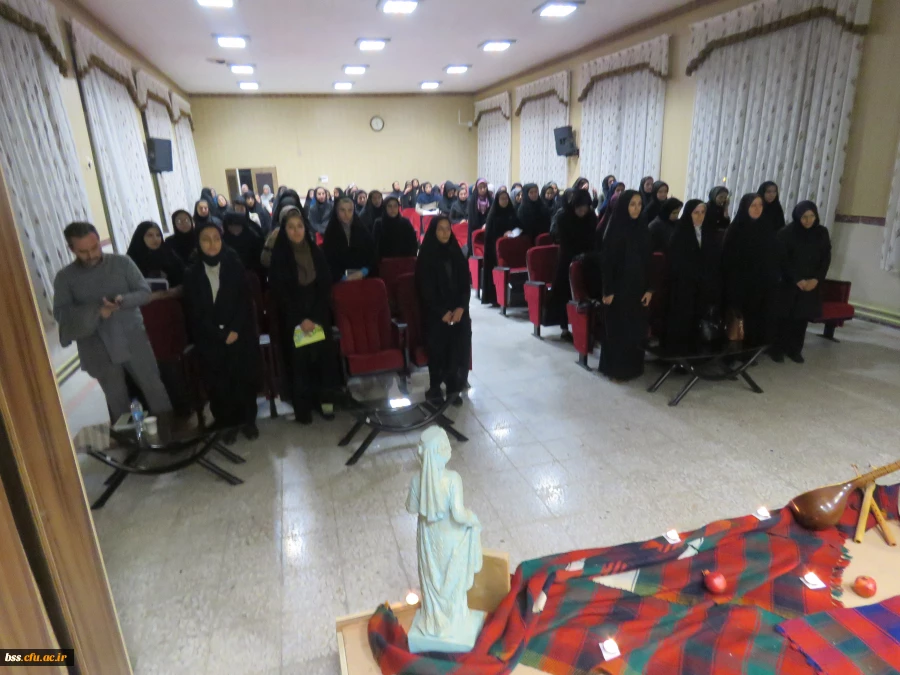 کانون ادبی به مناسبت هفته پژوهش برگزار کرد:
شب شعر (دورهمی شاعرانه) 2