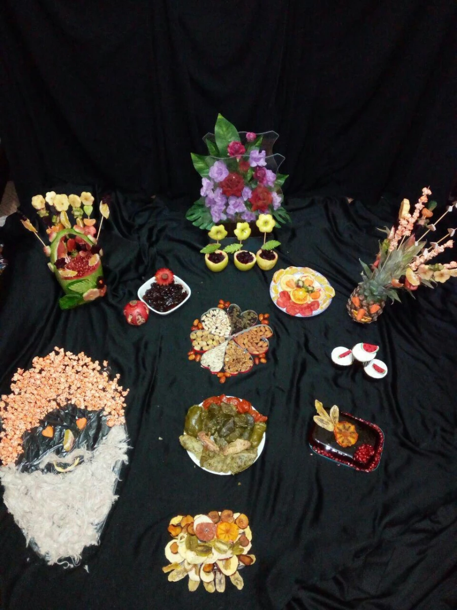 به همت کانون ایرانگردی و ایران شناسی برگزار شد :
مراسم شب یلدا 3