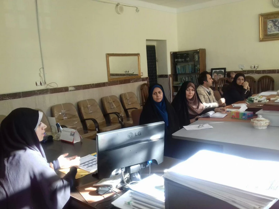 در پردیس بنت الهدی صدر برگزار شد:

دومین نشست شورای آموزشی 2