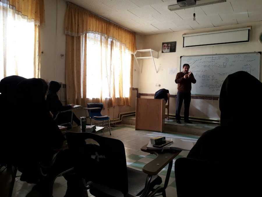 برگزاری کارگاه دستور زبان فارسی 4