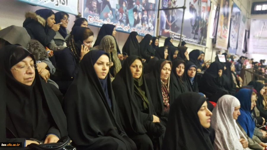 حضور کارکنان پردیس بنت الهدی صدر درمراسم حماسه 9 دی