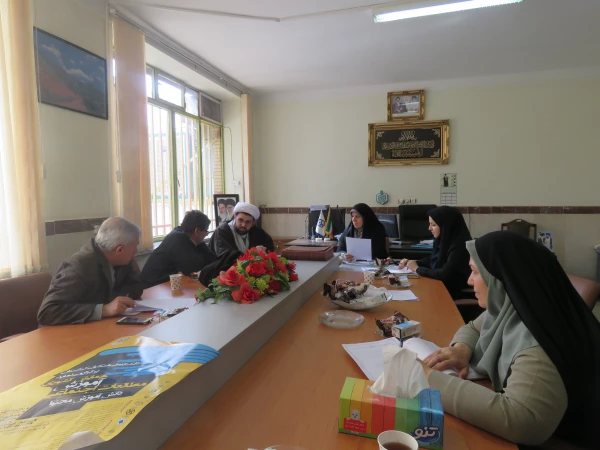 برگزاری سومین جلسه شورای پردیس بنت الهدی صدر کردستان 2