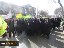 حضور کارکنان ، اساتید ودانشجو معلمان پردیس بنت الهدی صدر در راهپیمایی پر شکوه 22 بهمن 4