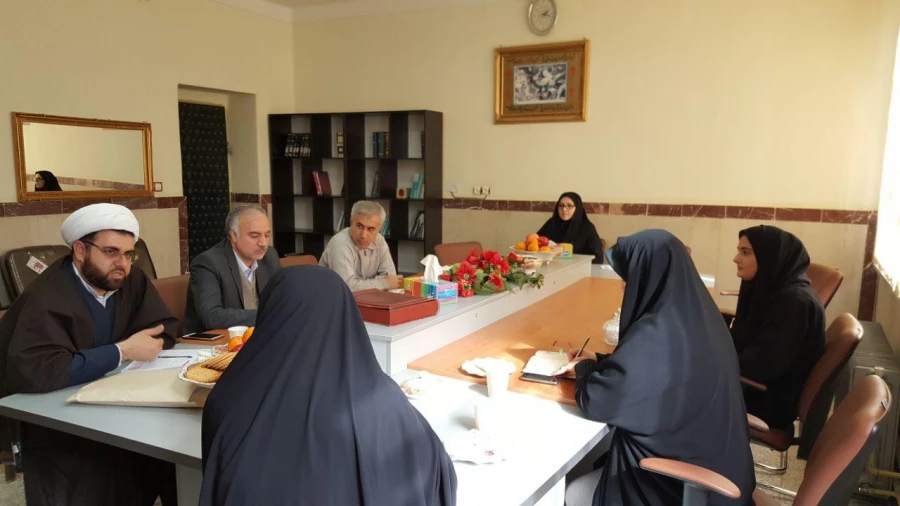 در پردیس بنت الهدی صدر برگزار شد:

جلسه برنامه ریزی بیست و هشتمین جشنواره فرهنگی 2