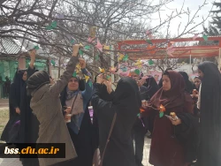 در محوطه پردیس بنت الهدی صدر برگزار گردید: 

برگزاری ایستگاه صلواتی به مناسبت میلاد فاطمه زهرا سلام الله علیها و تولد حضرت امام خمینی(ره) 2