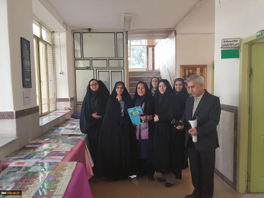 برگزاری نمایشگاه کتاب در حاشیه مراسم بزرگداشت مقام مادر 2