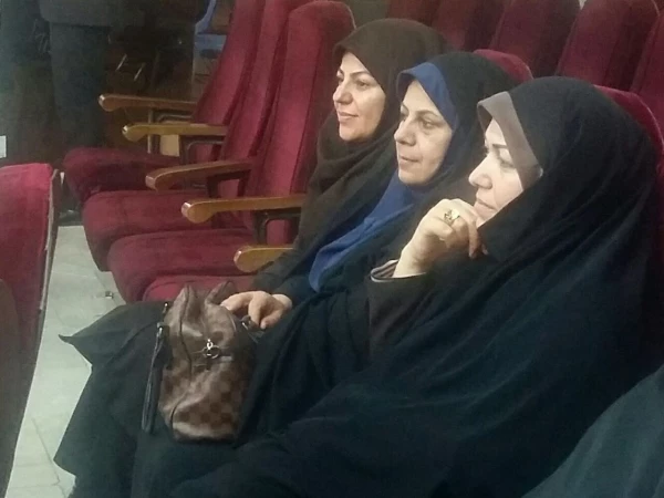 شرکت کارکنان و دانشجویان پردیس بنت الهدی صدر در 

اجلاس شهدای دانش آموز و فرهنگی استان کردستان 2